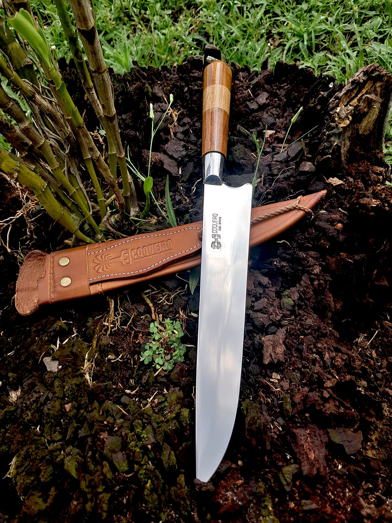 Faca inox cabo bicolor de madeira com bainha de couro artesanal 9" - Ref: 209 IMB BFT