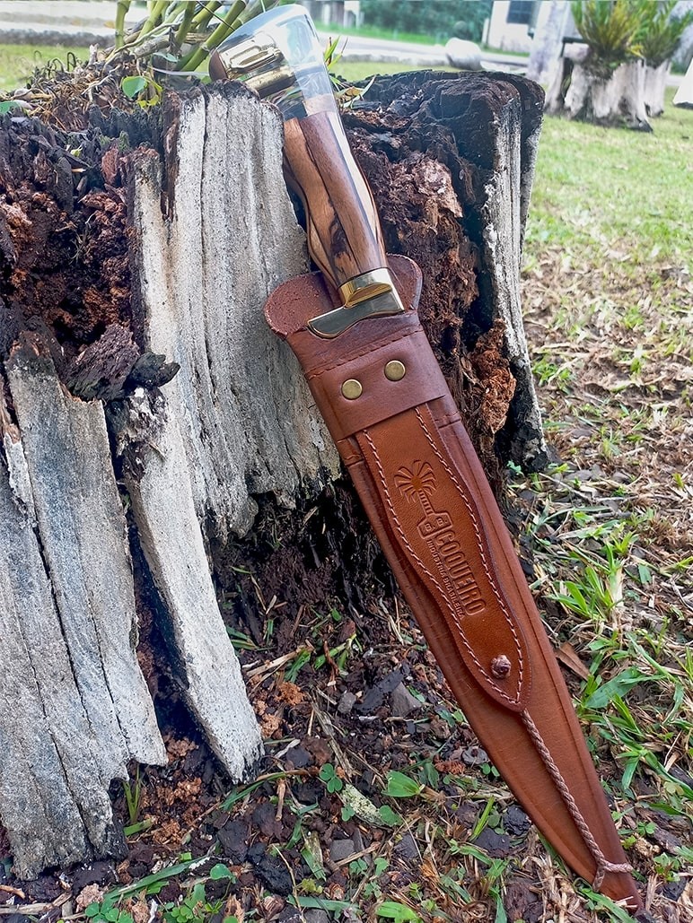Faca inox vazada com cabo híbrido - Tema "Sextou" REF: IVHS 10