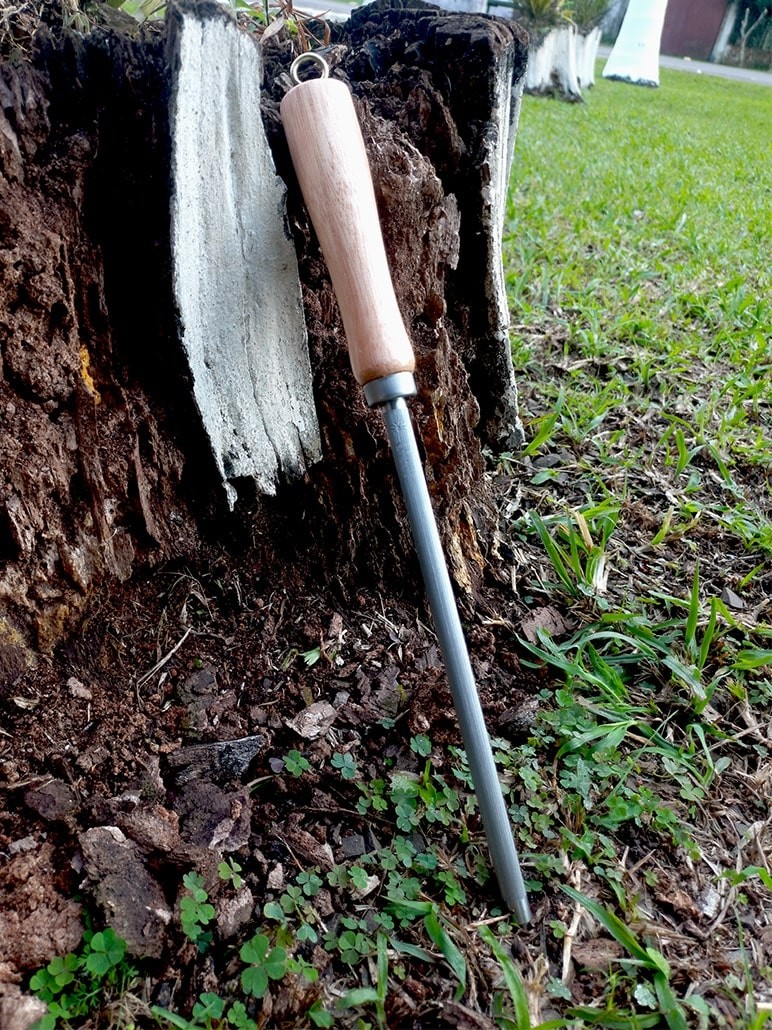Chaira temperada e ranhurada com pitão 8" - Ref: 2008 CF
